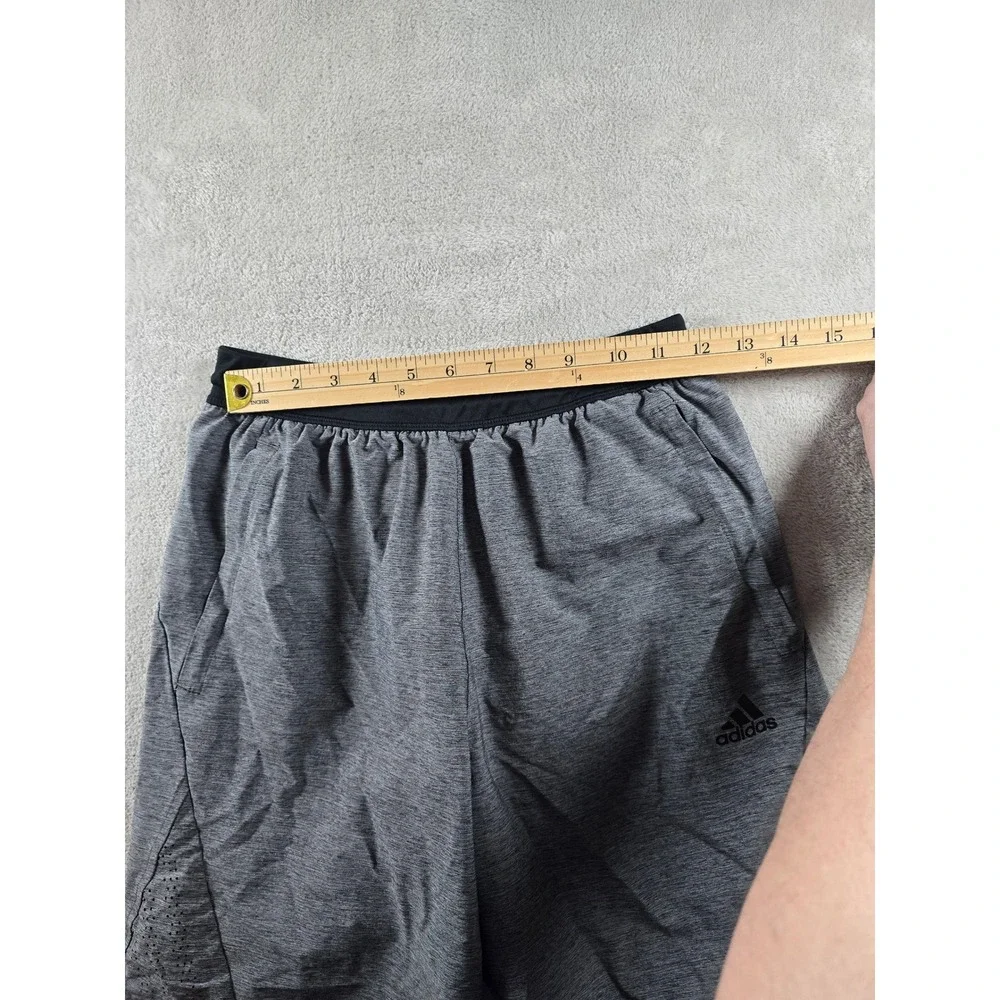 Adidas Athletic Shorts Mens S Gray FK1775‎ Zipper Pockets Drawstring Running Gym